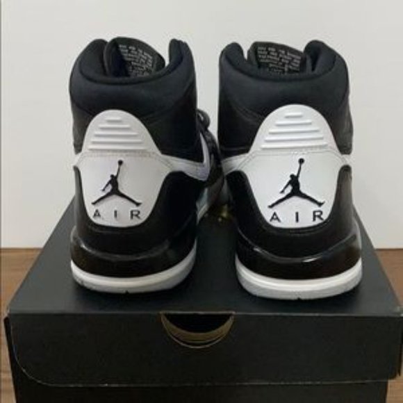 Air Jordan Legacy 312 by Nike, Size 7 Youth - Picture 5 of 11